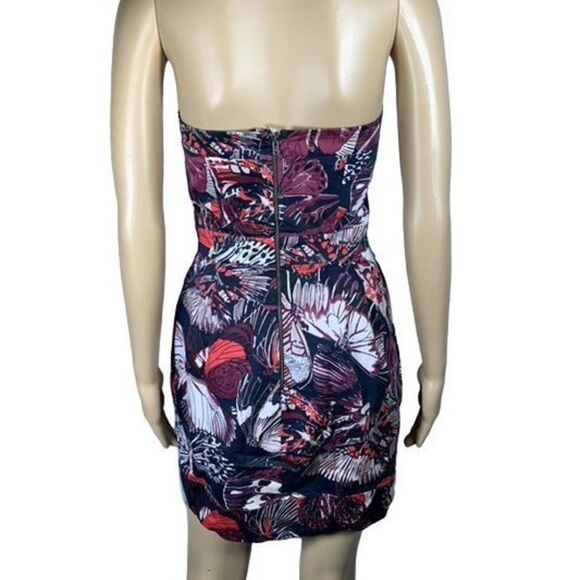 French Connection Women's Strapless Butterfly Strapless Sheath Mini Dres… - Picture 2 of 5